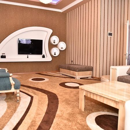 Inci Design Hotel & Hostel Şǝki Buitenkant foto
