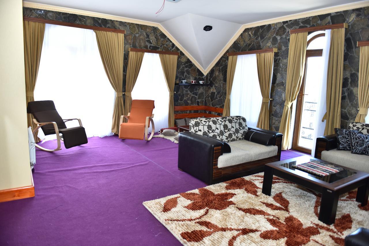 Inci Design Hotel & Hostel Şǝki Buitenkant foto