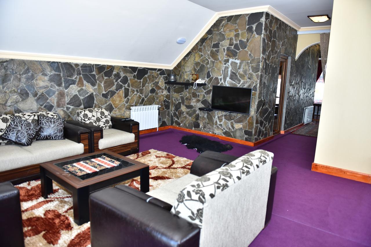 Inci Design Hotel & Hostel Şǝki Buitenkant foto