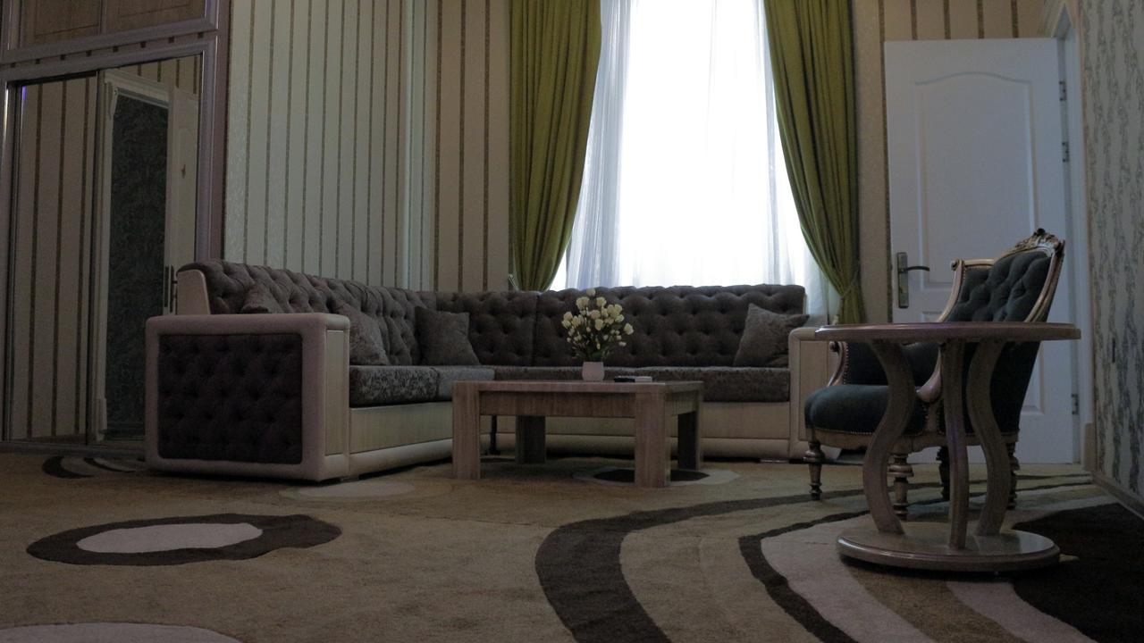 Inci Design Hotel & Hostel Şǝki Buitenkant foto