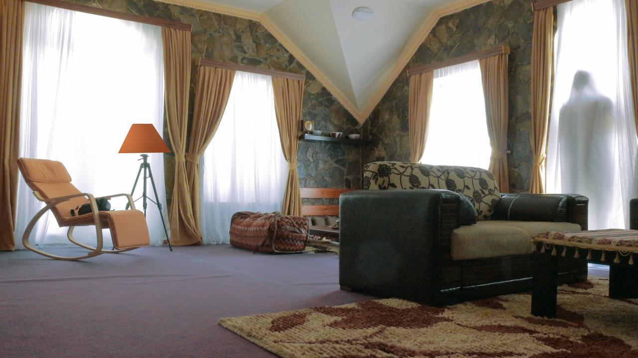 Inci Design Hotel & Hostel Şǝki Buitenkant foto
