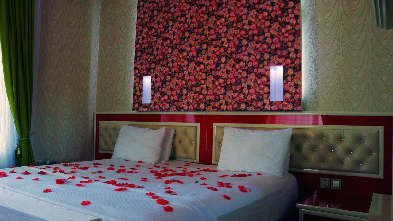 Inci Design Hotel & Hostel Şǝki Buitenkant foto